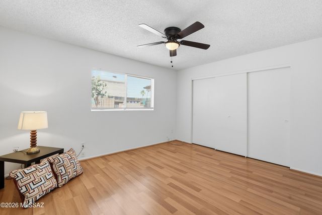 2852 W Sheryl Drive, Tucson, AZ 85713