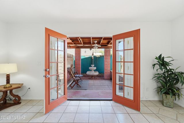 2852 W Sheryl Drive, Tucson, AZ 85713
