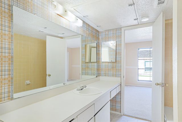 137 Trellis Place, Richardson, TX 75081