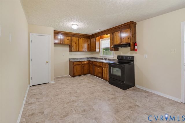 1300 Tabb Ave, Hopewell, VA 23860