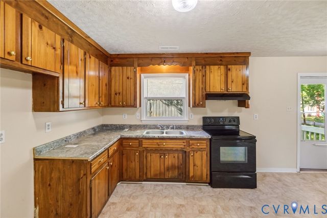 1300 Tabb Ave, Hopewell, VA 23860