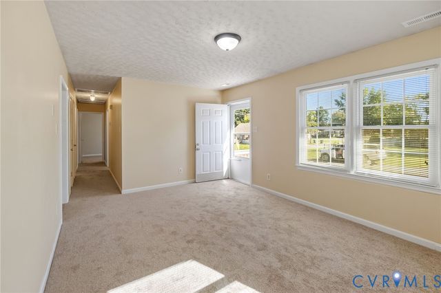 1300 Tabb Ave, Hopewell, VA 23860