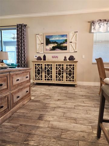 108 Oak Knolls Circle, Sebring, FL 33876