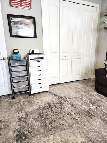 108 Oak Knolls Circle, Sebring, FL 33876