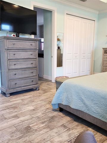 108 Oak Knolls Circle, Sebring, FL 33876