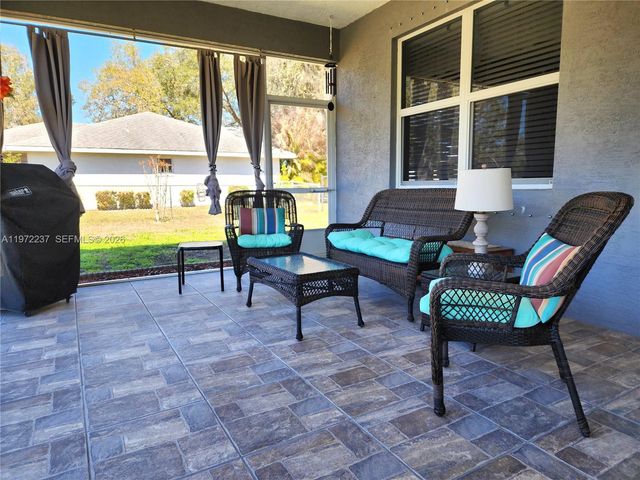 108 Oak Knolls Circle, Sebring, FL 33876