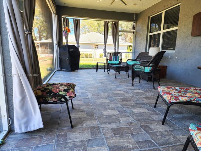 108 Oak Knolls Circle, Sebring, FL 33876