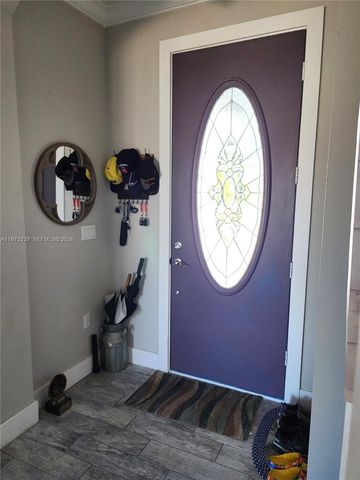 108 Oak Knolls Circle, Sebring, FL 33876