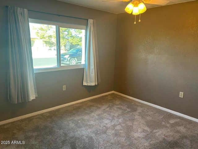 26607 S Maricopa Place, Sun Lakes, AZ 85248
