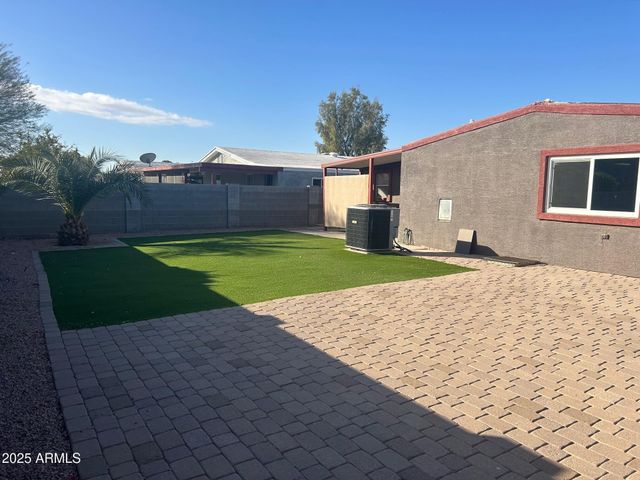 26607 S Maricopa Place, Sun Lakes, AZ 85248
