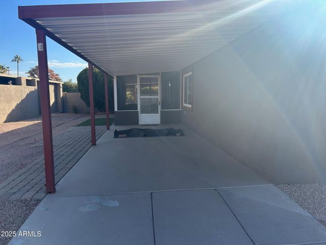26607 S Maricopa Place, Sun Lakes, AZ 85248