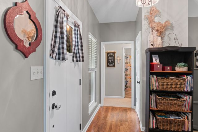 621 Brandon Rd, Manchester, TN 37355