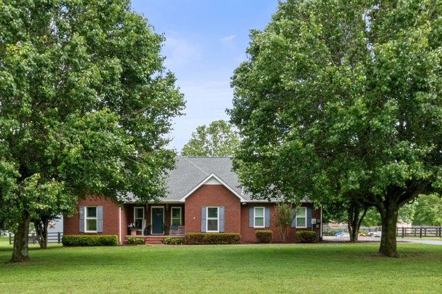 621 Brandon Rd, Manchester, TN 37355