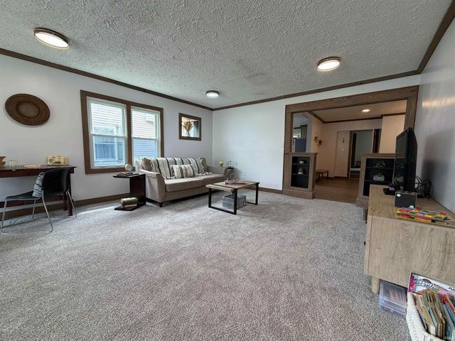 410 18th Street, Bedford, IN 47421