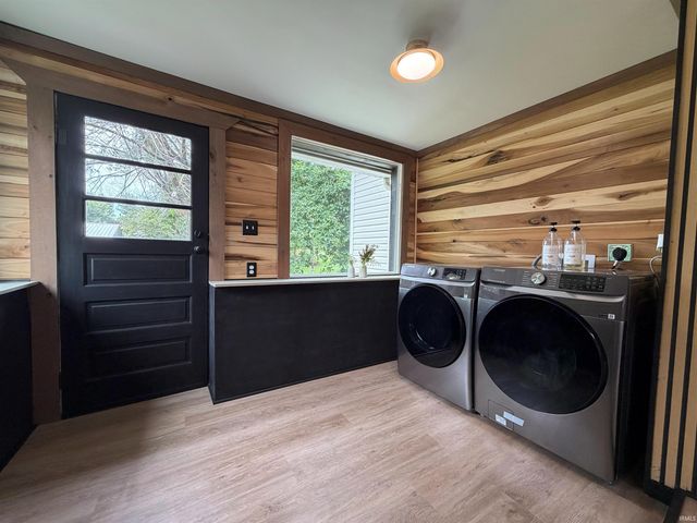 410 18th Street, Bedford, IN 47421