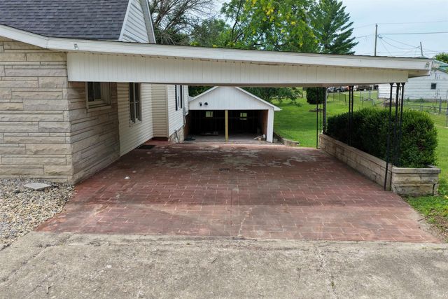 410 18th Street, Bedford, IN 47421