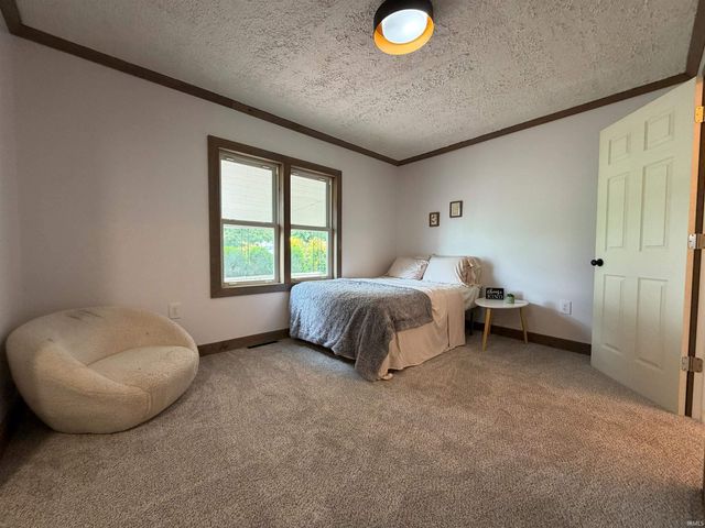 410 18th Street, Bedford, IN 47421