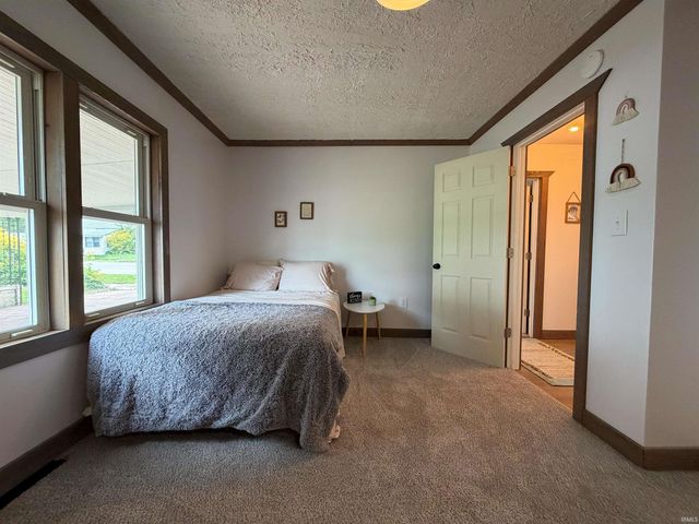 410 18th Street, Bedford, IN 47421