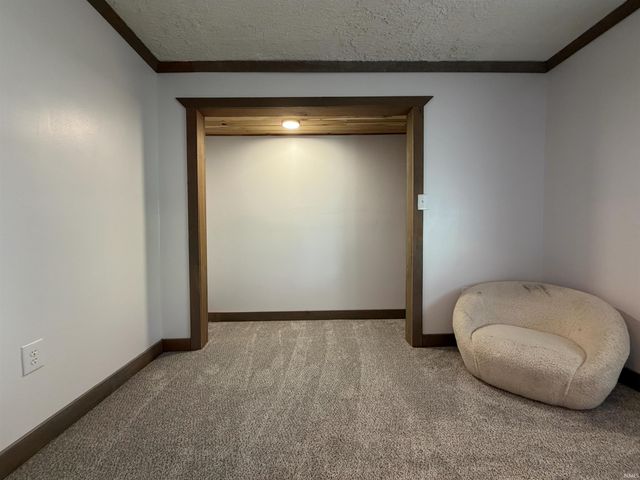 410 18th Street, Bedford, IN 47421