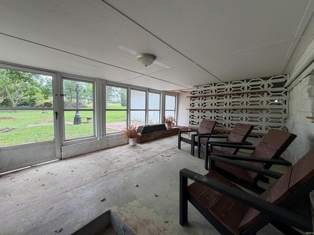 410 18th Street, Bedford, IN 47421