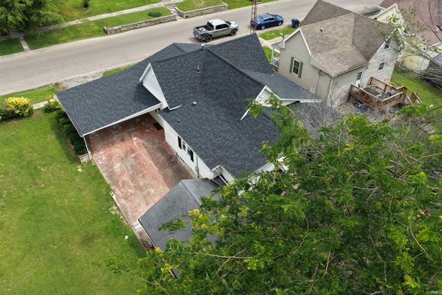 410 18th Street, Bedford, IN 47421