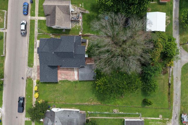 410 18th Street, Bedford, IN 47421