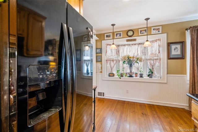 36 Lakewood Avenue, Ronkonkoma, NY 11779