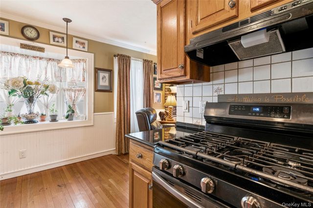 36 Lakewood Avenue, Ronkonkoma, NY 11779