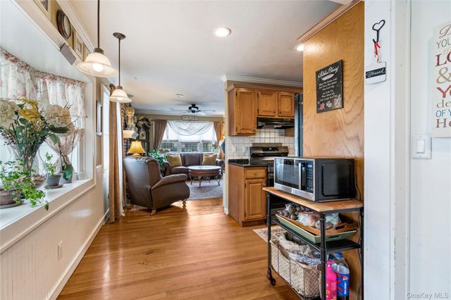 36 Lakewood Avenue, Ronkonkoma, NY 11779