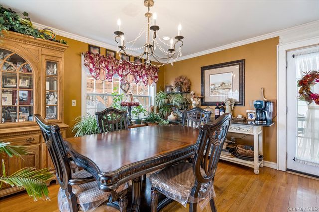 36 Lakewood Avenue, Ronkonkoma, NY 11779