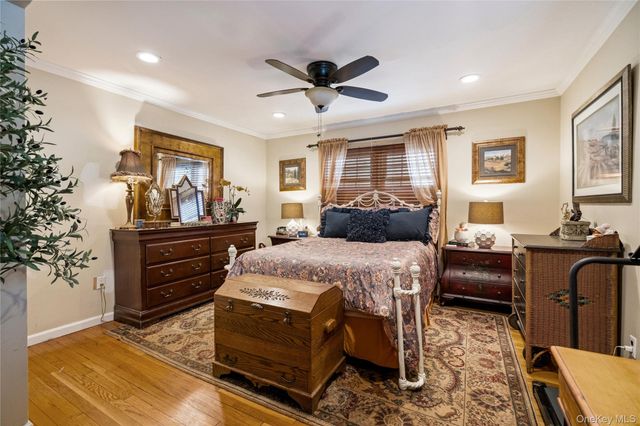 36 Lakewood Avenue, Ronkonkoma, NY 11779