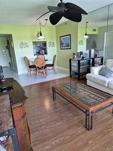 7797 Golf Cir Drive 206, Margate, FL 33063