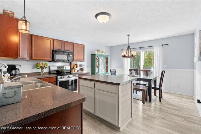 3590 Beal Lane, Mason, MI 48854