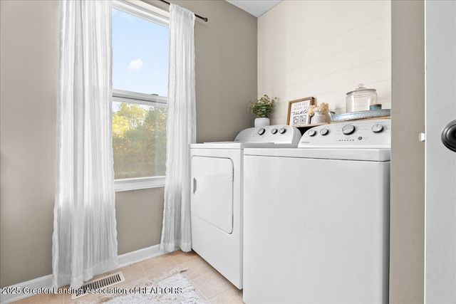 3590 Beal Lane, Mason, MI 48854