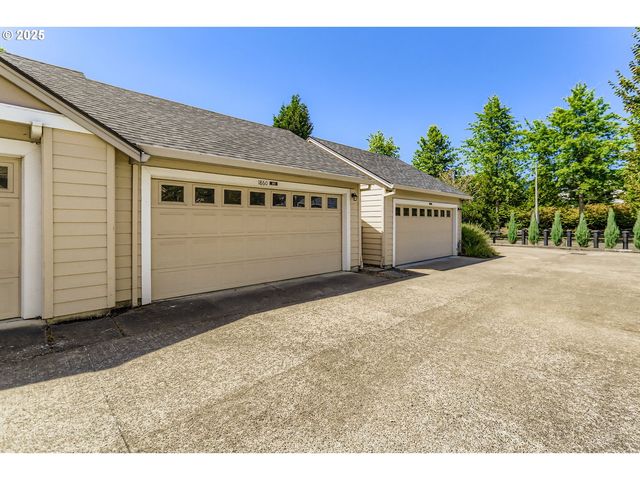 1860 Ne ORENCO STATION Pkwy, Hillsboro, OR 97124