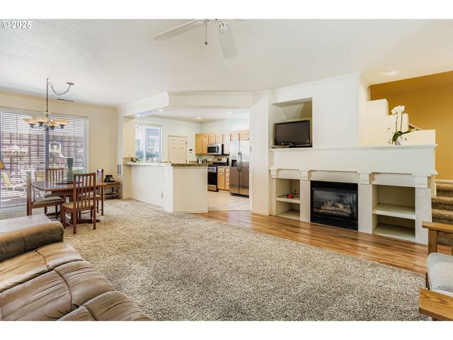 1860 Ne ORENCO STATION Pkwy, Hillsboro, OR 97124