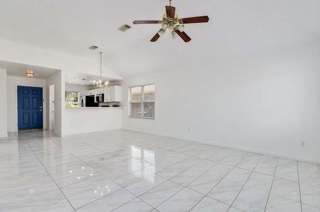 8426 Garrett Green Lane, Richmond, TX 77407