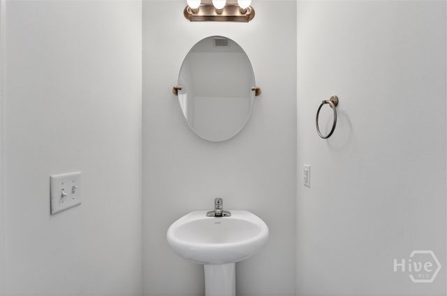 120 Bonnie Circle, Ellabell, GA 31308