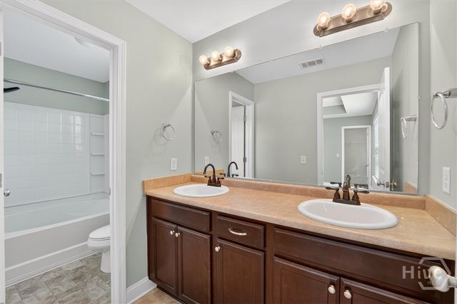 120 Bonnie Circle, Ellabell, GA 31308