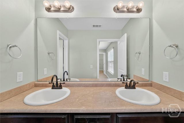 120 Bonnie Circle, Ellabell, GA 31308