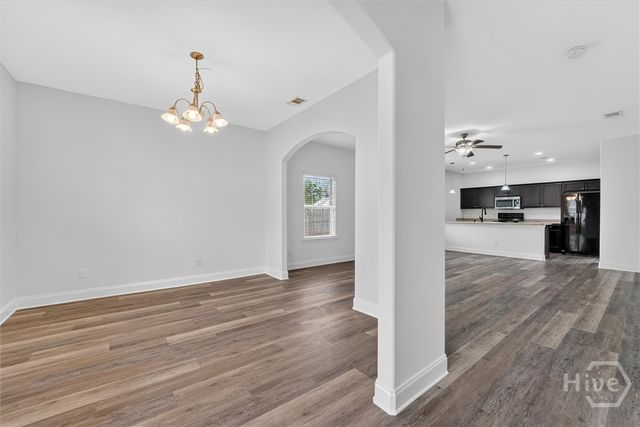 120 Bonnie Circle, Ellabell, GA 31308