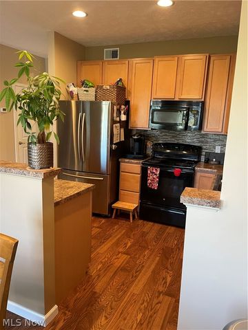 100 River Rock Way, Berea, OH 44017