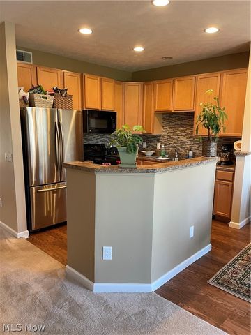 100 River Rock Way, Berea, OH 44017