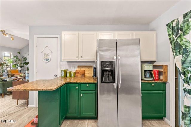 2009 Dusty Drive, Johnson City, TN 37604