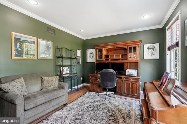 23 HUNTINGTON DR, Burlington, NJ 08016