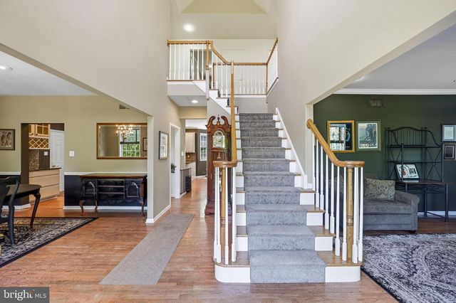 23 HUNTINGTON DR, Burlington, NJ 08016