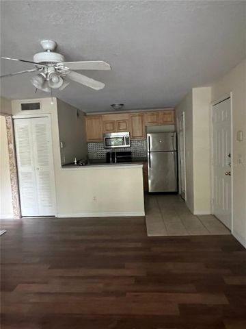 8939 LATREC AVENUE 1205, Orlando, FL 32819