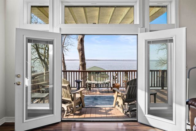 20848 Bay Shore Dr, Flint, TX 75762