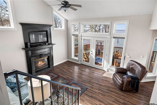 20848 Bay Shore Dr, Flint, TX 75762