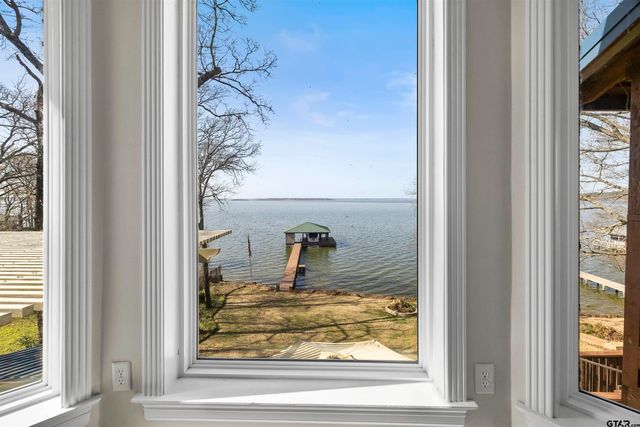 20848 Bay Shore Dr, Flint, TX 75762